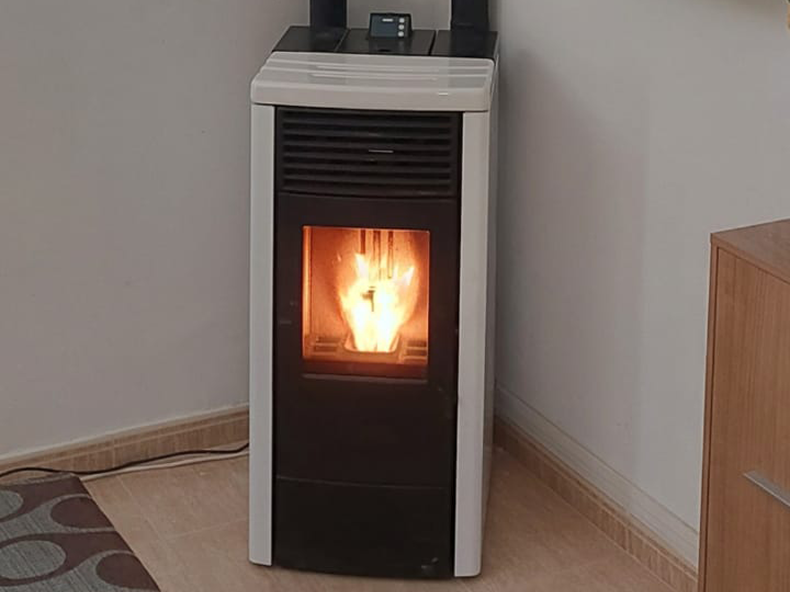 Estufa pelet casa serrano